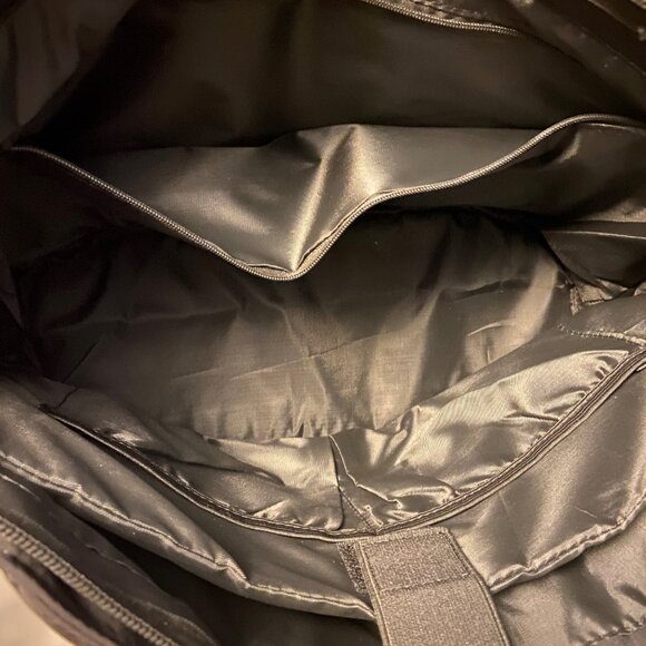 Women's Black Quilted Shoulder Bag - Picture 6 of 8